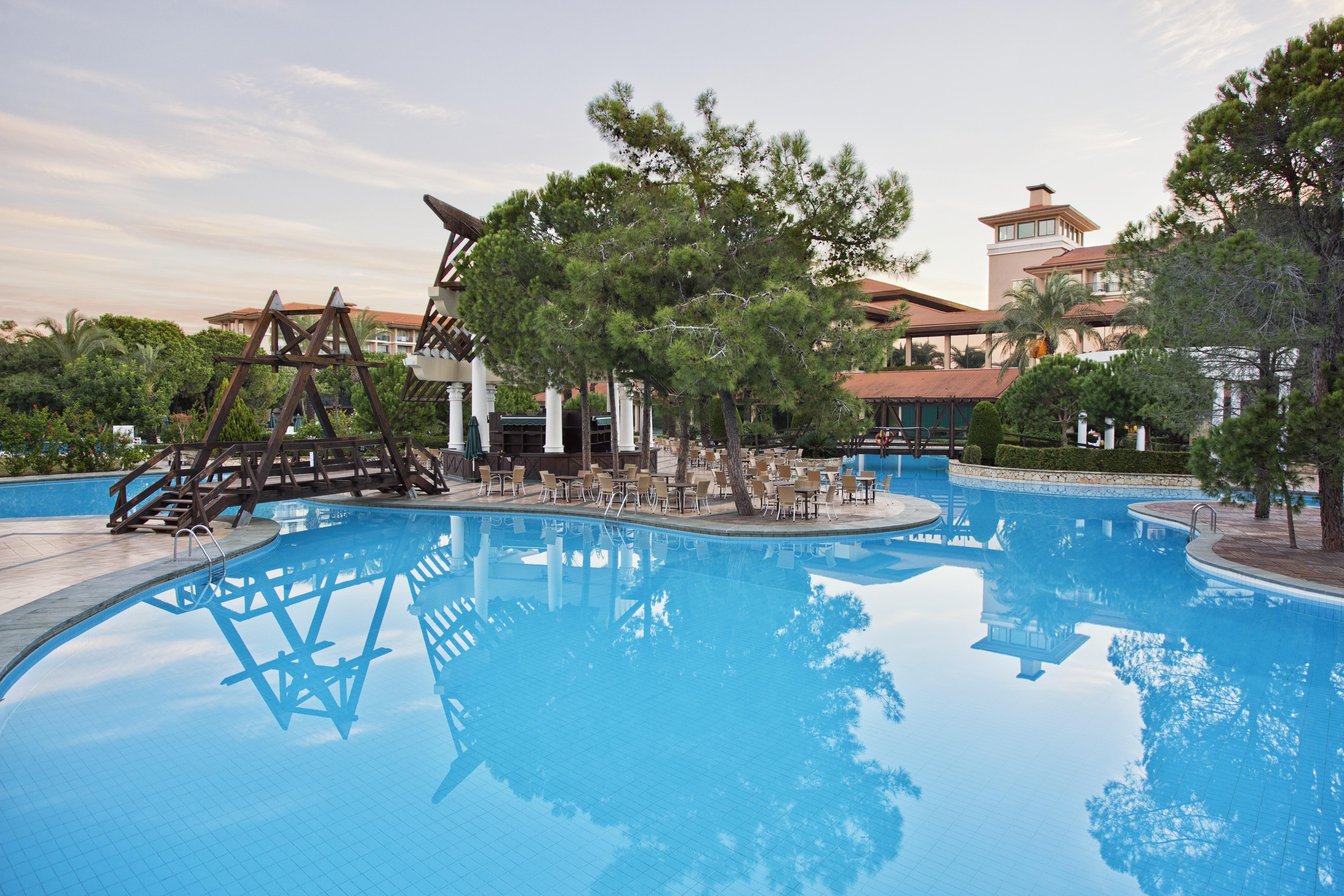 Ic Hotels Green Palace - Kids Concept Antalya Extérieur photo Pool at the Sheraton Nha Trang Hotel & Spa Resort
